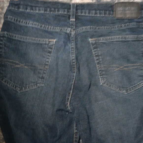 Levi Strauss Mens Jeans size 33x32 - Picture 3 of 5